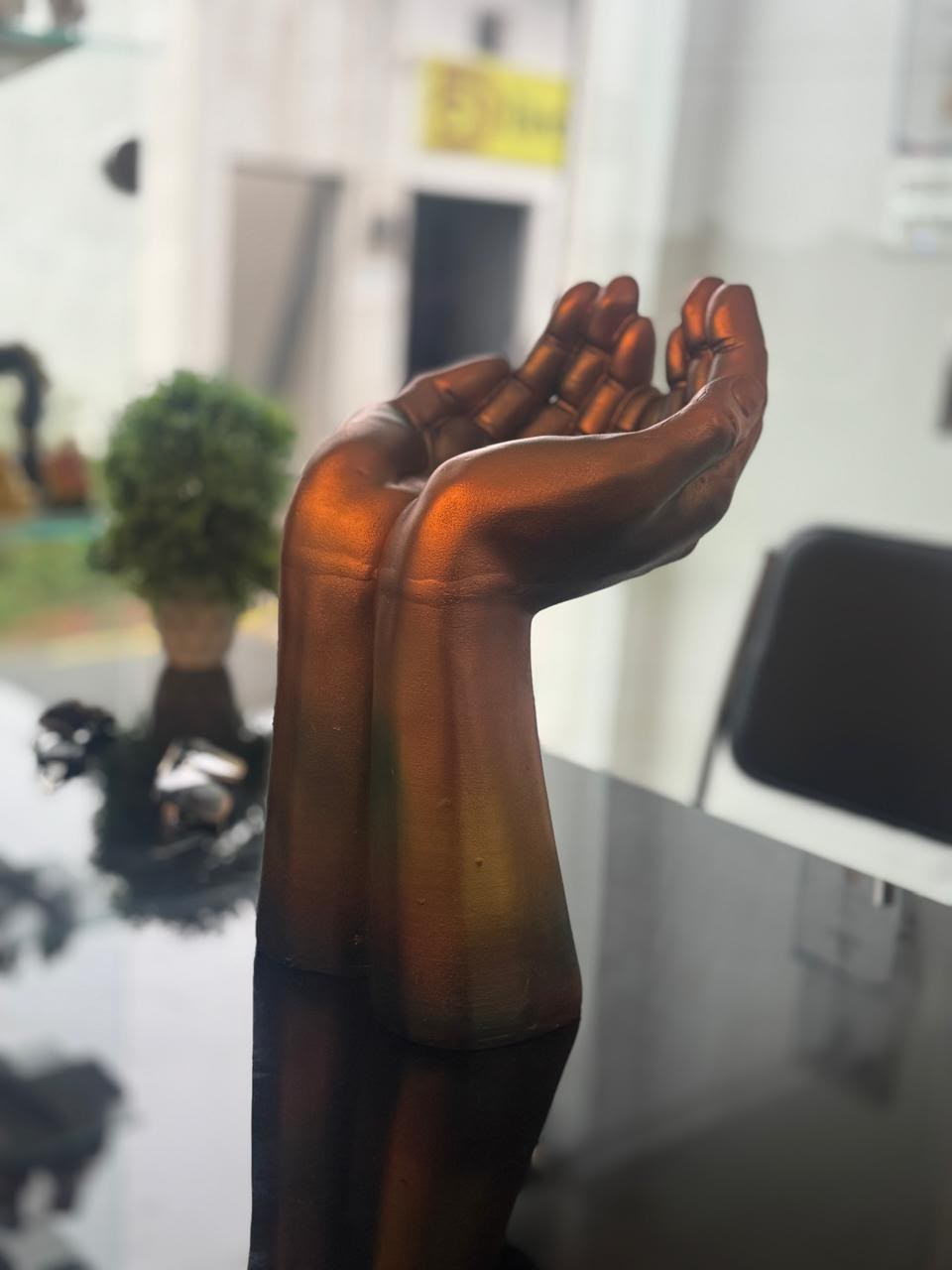 Metallic Dual-Tone Cupped Hands Decorative Figurine - 15-Inch Open Palms Sculpture for Home Decor, Living Room, and Office Tabletop